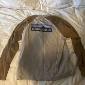Patagonia long sleeve crew neck